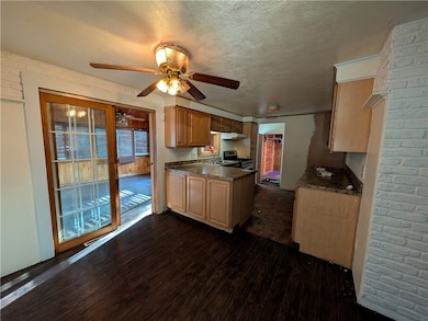 8 Grant Dr, Coventry, RI 02816 - photo 7