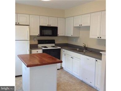 1272 Hunter Ln, Perkiomenville, PA 18074 - photo 7