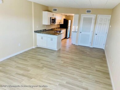 1304 br into unit IMG_2586