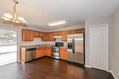 7759 Mordecai Ct, Jacksonville, FL 32210 - photo 3