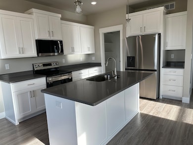 5530 Trueman Unit E, Pocatello, ID 83202 - photo 4