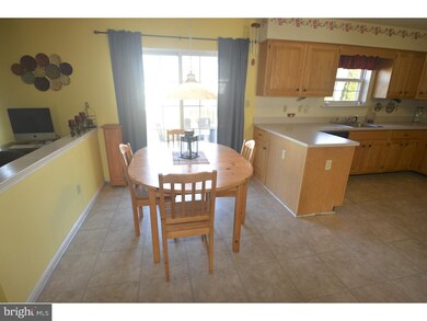 344 Buckingham Cir, Harleysville, PA 19438 - photo 7