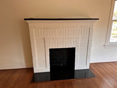 1659 Harold St, Houston, TX 77006 - photo 4