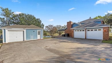 501 Rudeloff Rd, Seguin, TX 78155 - photo 4