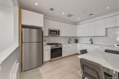 17 Union Rd unit 110, Spring Valley, NY 10977 - photo 6