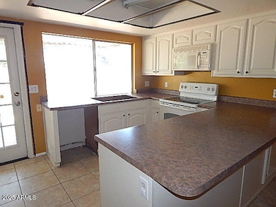 15802 N 47th Dr, Glendale, AZ 85306 - photo 3