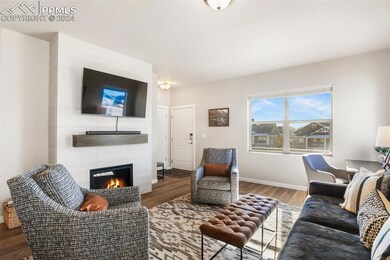Warm & Cozy Fireplace for relaxing and enjoying wi