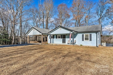 6072 Lookout Heights Dr, Claremont, NC 28610 - photo 7