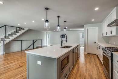 5907 Lindell Ave unit C, Dallas, TX 75206 - photo 7