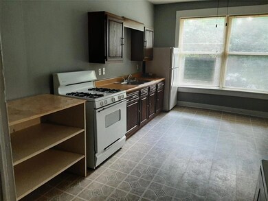 520 W Murray St, Denison, TX 75020 - photo 5