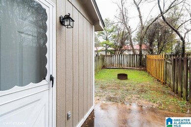 1935 Springlake Ct, Birmingham, AL 35215 - photo 2