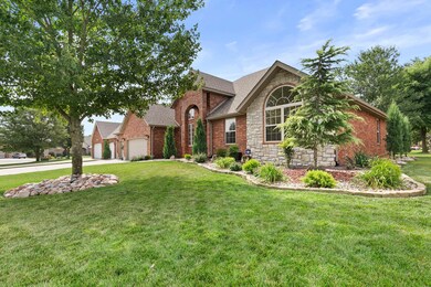 904 W Yellowstone St, Nixa, MO 65714 - photo 3