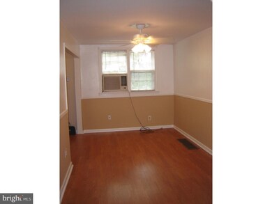 492 Westmont Dr, Darby, PA 19023 - photo 5