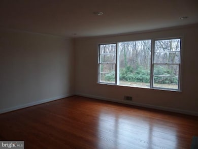 2105 Keating St, Temple Hills, MD 20748 - photo 7