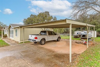 117 Circle Dr, Comanche, TX 76442 - photo 2