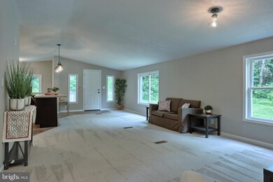 31 Cherry Ln, Lebanon, PA 17046 - photo 4