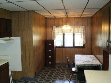 179 Altruria St, Buffalo, NY 14220 - photo 4