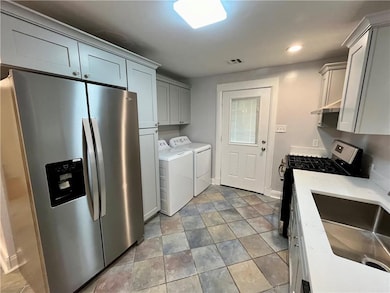 All new kitchen with granite counters, SS applianc