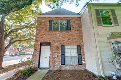 1323 Country Place Dr, Houston, TX 77079 - photo 4