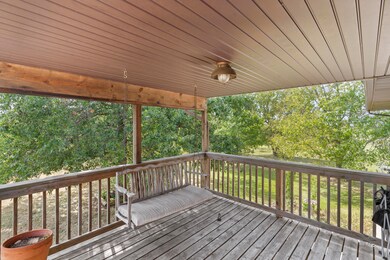 461 E 555th Rd-34