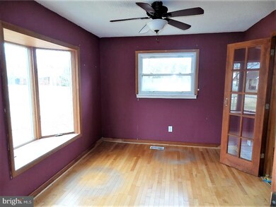 529 Jersey Ave, Atco, NJ 08004 - photo 5