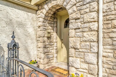 2548 Fair Ave, Columbus, OH 43209 - photo 2