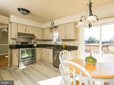 1A Dellwood Ct, Cockeysville, MD 21030 - photo 3