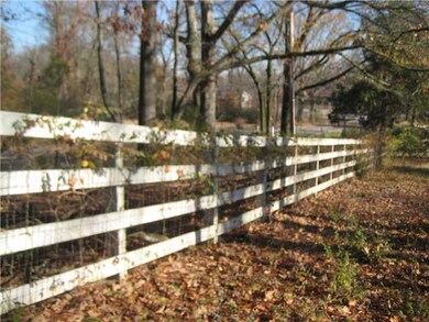 Front line fence