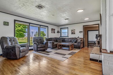 9449 S Marion Rd, Warren, IN 46792 - photo 5