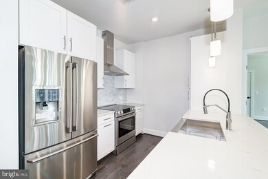 Key and Nash unit 510, Arlington, VA 22209 - photo 6