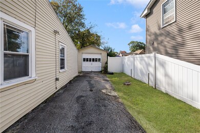 54 Pinehurst Ave, Warwick, RI 02889 - photo 3