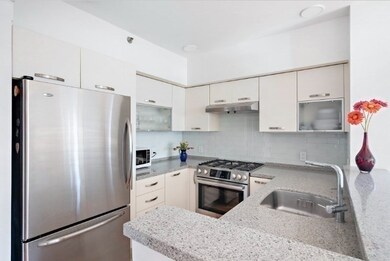 369 Franklin St unit 403, Cambridge, MA 02139 - photo 6