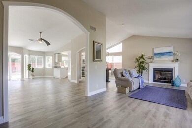 1639 Orange Blossom Way, Encinitas, CA 92024 - photo 5