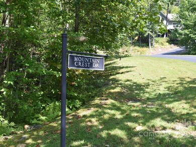 324 Mountain Crest Dr unit 38, Hendersonville, NC 28739 - photo 4