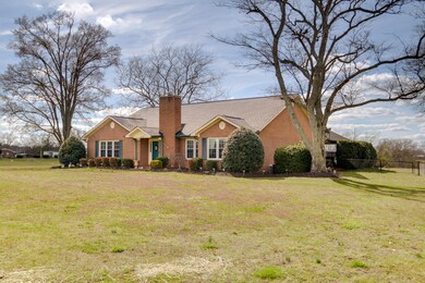 1729 Fairfield Pike, Shelbyville, TN 37160 - photo 7