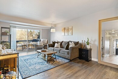4-web-or-mls-1747-maple-ridge-rd-13