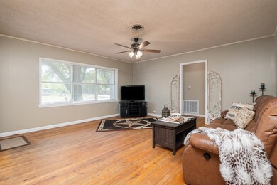 1616 West St, Rosenberg, TX 77471 - photo 7