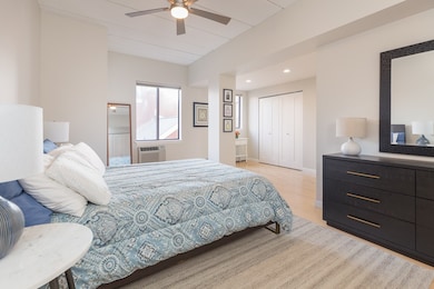 143 W Brookline St unit 307, Boston, MA 02118 - photo 6