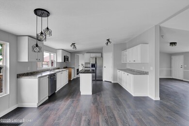 9793 Highgrove Rd, Bloomfield, KY 40008 - photo 5