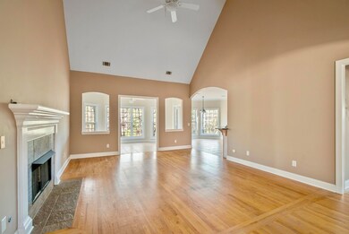 10 Lilypond Ct