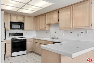 14050 Magnolia Blvd unit 316, Sherman Oaks, CA 91423 - photo 3