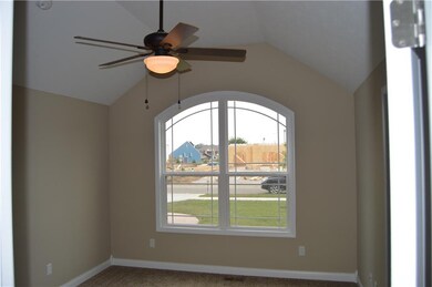 5730 Victory Dr, Columbus, IN 47203 - photo 7