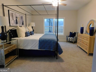 251 Lake Point Dr, Williamson, GA 30292 - photo 4