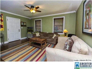 Great sized Living Room with Hardwood Floors, Crow