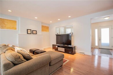 5814 Phillips Ave, Pittsburgh, PA 15217 - photo 7