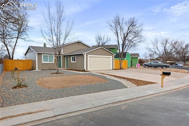 3370 Foxridge Dr, Colorado Springs, CO 80916 - photo 4