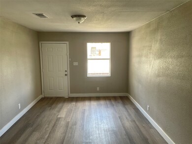 7825 Glass St, Houston, TX 77016 - photo 4