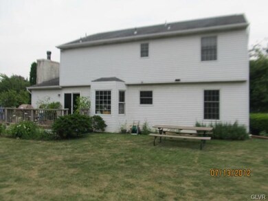 5275 Townsquare Dr, Macungie, PA 18062 - photo 3