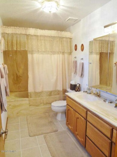 7 Master Bath (600x800)