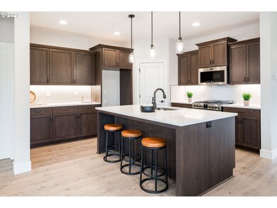 605 SW 49th Dr, Gresham, OR 97080 - photo 7